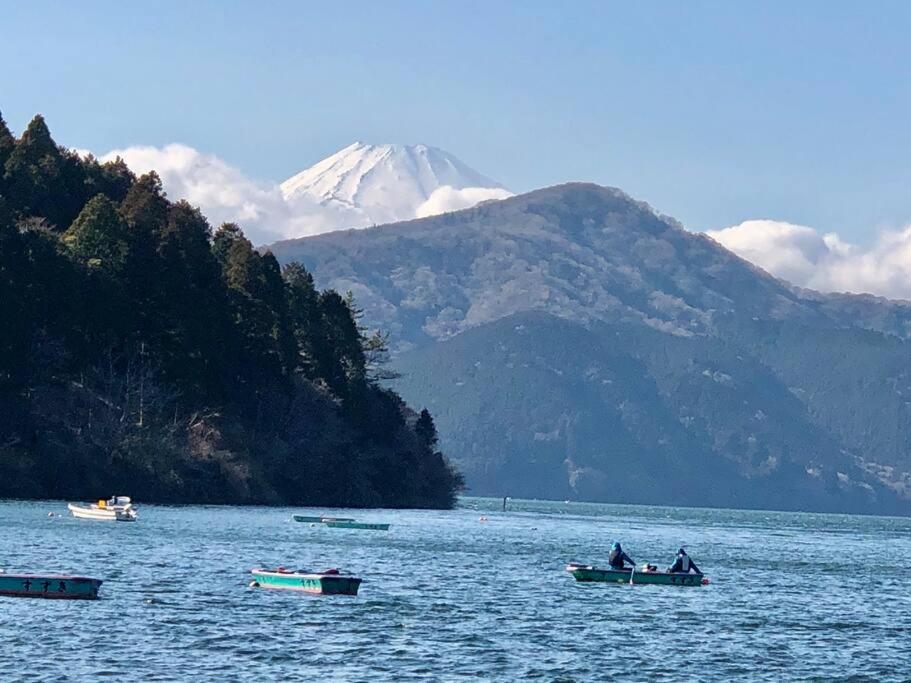 雅 芦ノ湖 別荘 箱根 Miyabi Ashinoko Villa هاكوني المظهر الخارجي الصورة